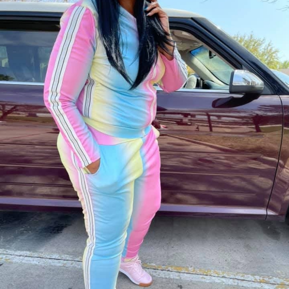 Women's 2pc Multi-color Tracksuit size XL GUC